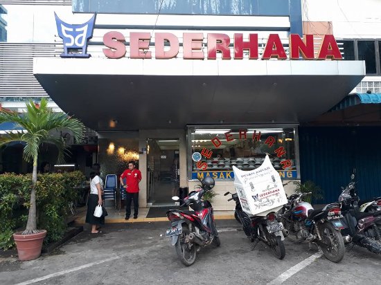 Sepenggal Kisah Sukses Rumah Makan Sederhana 